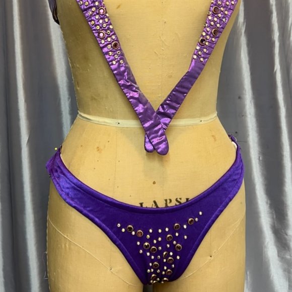 Authentic LAS VEGAS Showgirl Rhinestoned Jacket and Thong Set size small - Picture 3 of 4